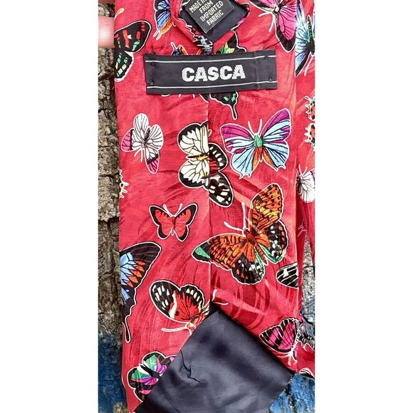 Men’s Set Of 3 Novelty Ties Bright Colors Butterflies Fish Chickens - Picture 7 of 16